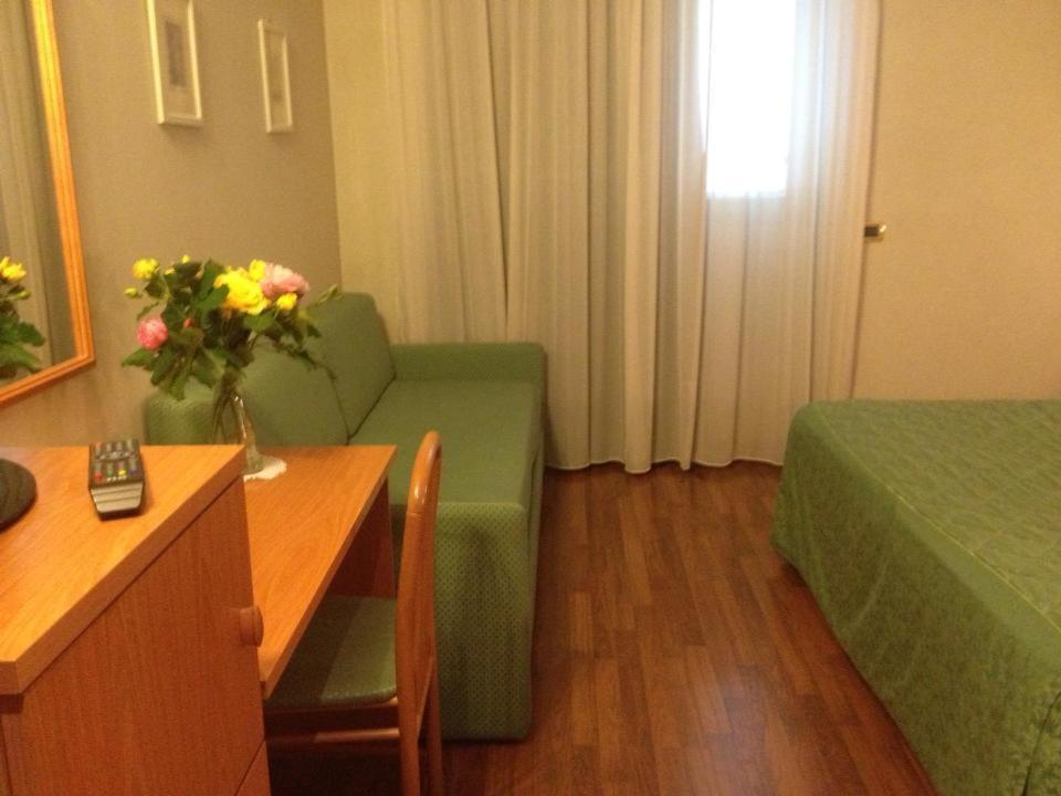Vecchia Brianza Hotel Seveso Phòng bức ảnh
